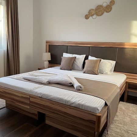 Airport Sky Apartments Lux Belgrád Kültér fotó