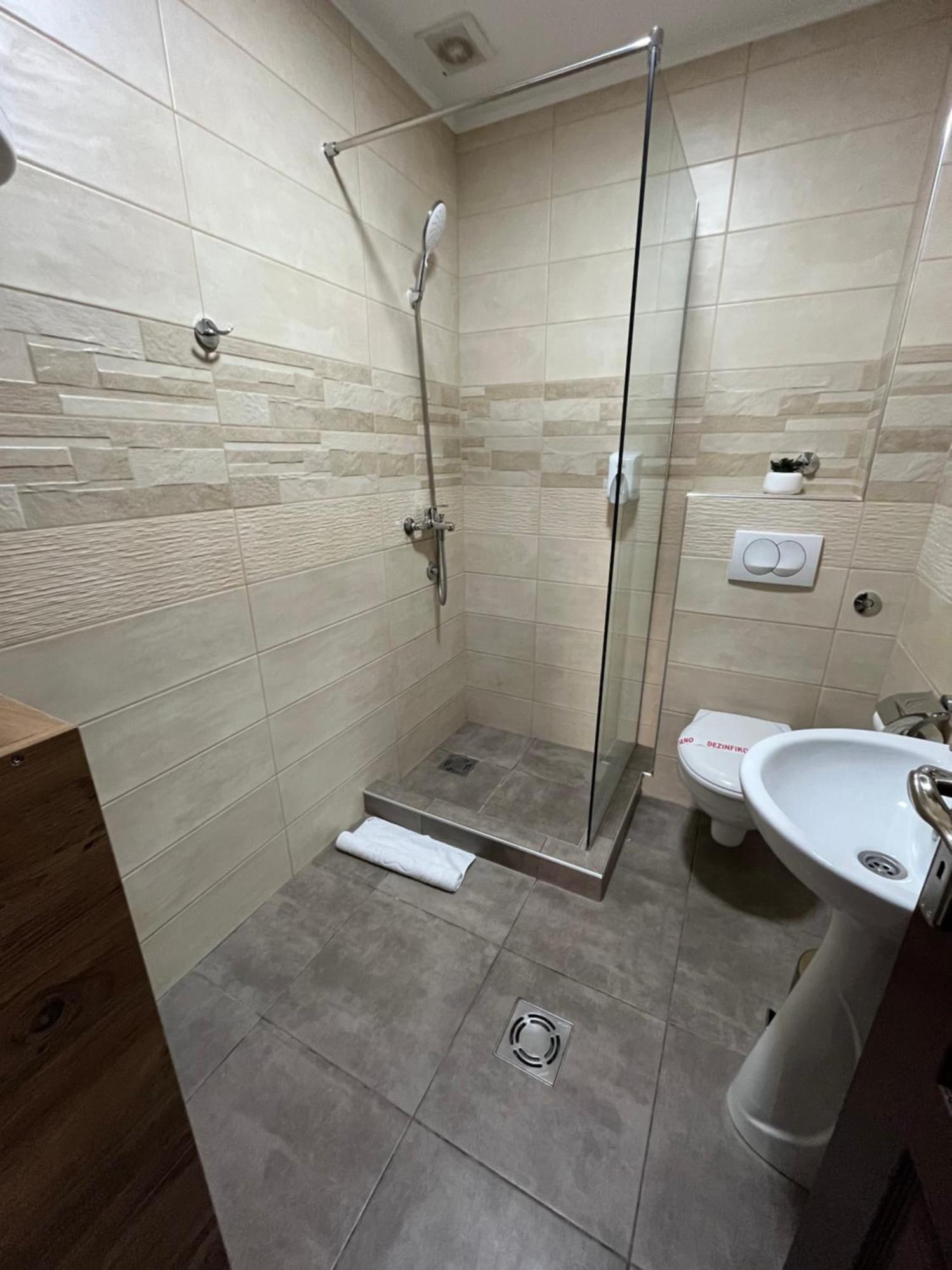 Airport Sky Apartments Lux Belgrád Kültér fotó